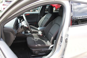 Ford Focus Turnier 1.0 155PS ST-LINE LED Adaptiv Tempomat CAM 17ZOLL