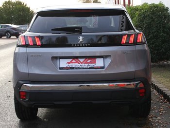 Peugeot 3008 HYBRID (PHEV) 181PS Allure LED NAVI Kamera Adaptiv Tempomat 18 ZOLL