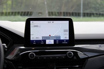 Ford KUGA 2.0d ST-LINE NAV CAM ALU 18 ZOLL