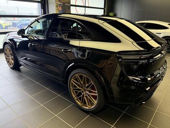 Porsche Macan Turbo Elektro 639PS Allrad Matrix-LED HUD 22ZOLL HA-Lenkung AHK