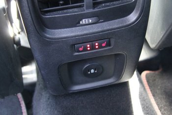 Ford KUGA FHEV HYBRID 190PS ST-LINE NAV CAM ALU 18 ZOLL Winterpaket