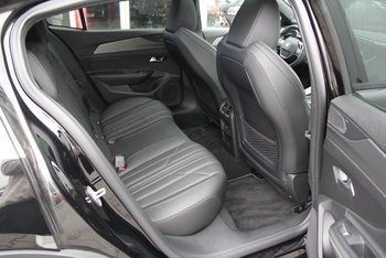 Peugeot 408 1.6e HYBRID GT Schiebedach Leder Nappa FULL-LED Night Vision