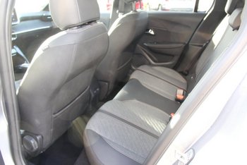 Peugeot 208 1.2i 100PS Automatik Allure LED Klimaautomatik Sunset PDC vo/hi