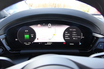 Porsche Macan Turbo Elektro 639PS Allrad Matrix-LED HUD 22ZOLL HA-Lenkung AHK