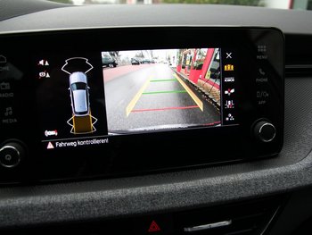 Skoda Kamiq TSI Selection Kamera Klimaautomatik LED ALU 16 ZOLL Sunset Smart Link