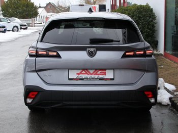 Peugeot 308 SW1.2i Style Adaptiv Tempomat Navi LED 16 ZOLL