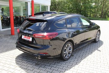 Ford Focus Turnier 1.0 155PS ST-LINE LED Adaptiv Tempomat CAM 17ZOLL