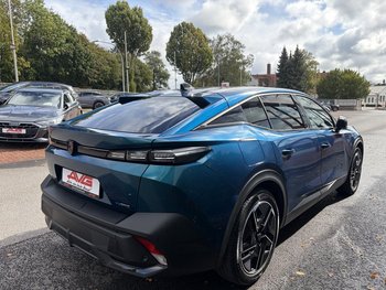 Peugeot 408 1.6e HYBRID LED Adaptiv Tempomat ALU 19 ZOLL CAM