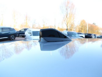 Peugeot e-308 Elektro 156PS 54 KWH Style LED SmartLink Adaptiv Tempomat 11KW