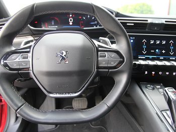 Peugeot 508 1.5d Allure Pack Full-LED Navigation ALU 17 ZOLL