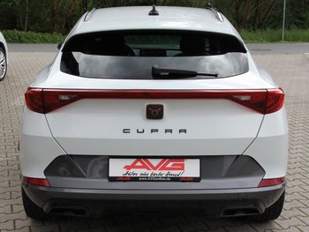 Cupra Formentor 1.5 TSI DSG VOLL-LED Adaptiv Tempomat NAVI Kamera ALU 18 ZOLL