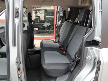 Ford Tourneo Courier 1.0 125PS Titanium Kamera Klimaautomatik