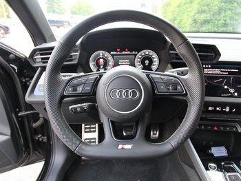 Audi A3 Sportback 40 TFSIe PHEV HYBRID S-LINE MATRIX-LED Komf-Paket Plus