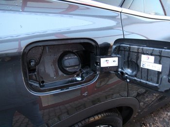 DS Automobiles DS7 Plug in Hybrid 299PS Allrad RIVOLI LED NAV 19Zoll