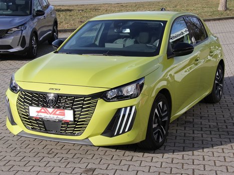 Peugeot 208 1.2i 100PS Allure LED&hellip;