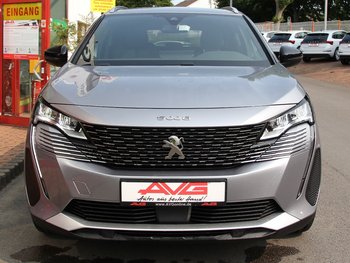 Peugeot 5008 1.2i Allure Pack 7 Sitze Navigation ALU 18 ZOLL