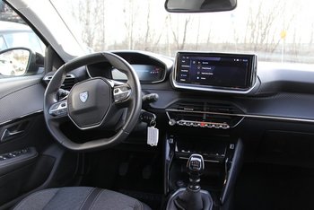 Peugeot 208 1.2i 100PS Allure LED Klimaautomatik Sunset