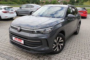 VW Tiguan 2.0 TDI 150PS LIFE LED Winterpaket CAM
