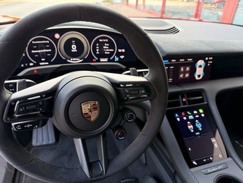 Porsche TAYCAN Turbo GT WEISSACH 1033PS Blackline-Paket Bose Schwellerverkleidung Race TEX Active Ride