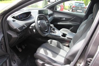 Peugeot 3008 1.2i Allure Navigation LED 18 ZOLL Keyless Kamera
