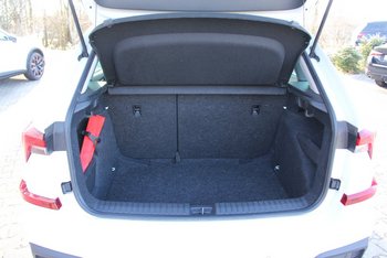 Skoda Kamiq TSI Selection Kamera Klimaautomatik LED ALU 16 ZOLL Sunset Smart Link