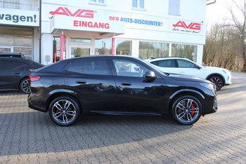 BMW X2 sDrive18d M-Sport Pro Adaptiv-LED Sitzheizung Wireless