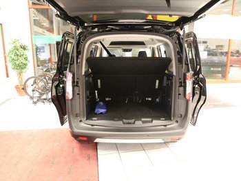 Ford Tourneo Courier 1.0 125PS Automatik Active Kamera Adaptiv Tempomat