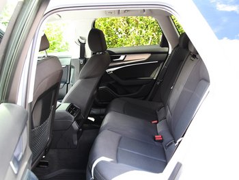 Audi A6 Avant 40 TDI Quattro SPORT Standheizung CAM LED NAV AHK!