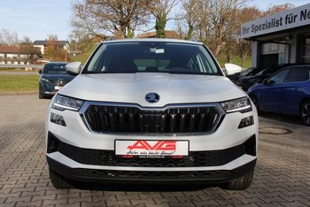 Skoda Karoq TSI 150PS DSG Selection LED Adaptiv Tempomat Kamera