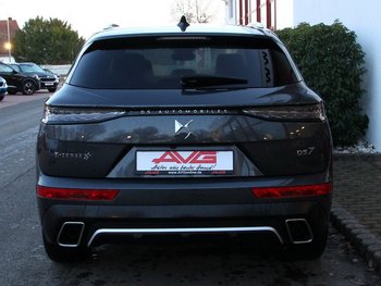 DS Automobiles DS7 Plug in Hybrid 299PS Allrad RIVOLI LED NAV 19Zoll