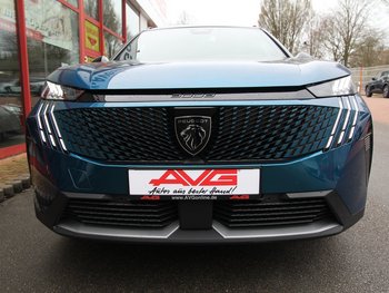 Peugeot 5008 1.2i 145PS GT FULL-LED 7 Sitze Sitzheizung 19ZOLL