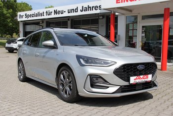 Ford Focus Turnier 1.0 155PS ST-LINE LED Adaptiv Tempomat CAM 17ZOLL