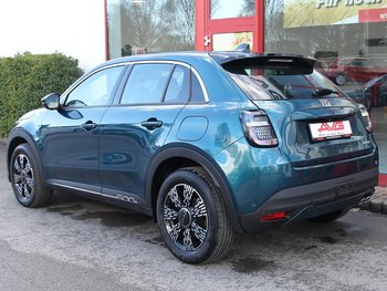 FIAT 600 1.2 Mild Hybrid 145PS Automatik LED wireless CAM 17ZOLL