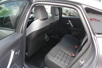 Citroen C4X 1.2i 131PS MAX LED CAM 18 ZOLL TEILLEDER ADAPTIV-TEMPOMAT