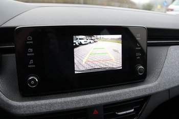 Skoda Kamiq TSI Selection Kamera Klimaautomatik LED ALU 16 ZOLL Sunset Smart Link