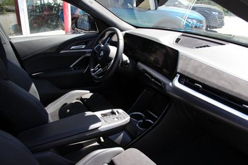 BMW X2 sDrive20d Automatik M-Sport Pro! Adap-LED 19 ZOLL