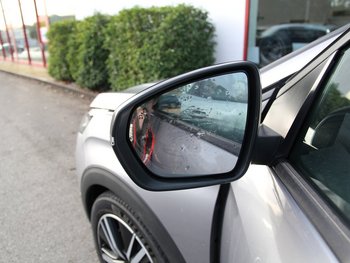 Peugeot 3008 HYBRID (PHEV) 181PS Allure LED NAVI Kamera Adaptiv Tempomat 18 ZOLL