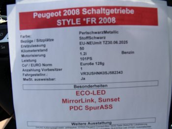 Peugeot 2008 1.2i Style LED Smart Link