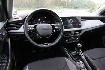 Skoda Scala TSI Selection Kamera Klimaautomatik LED ALU 16 ZOLL Sunset Smart Link