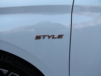 Peugeot e-308 Elektro 156PS 54 KWH Style LED SmartLink Adaptiv Tempomat 11KW