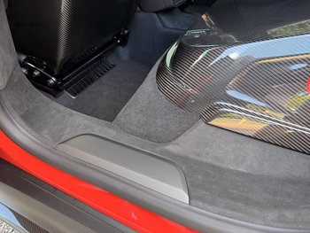 Porsche TAYCAN Turbo GT WEISSACH 1033PS Blackline-Paket Bose Schwellerverkleidung Race TEX Active Ride
