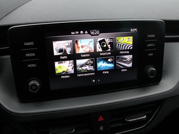 Skoda Scala TSI 115PS Facelift Selection ALU Sunset Smart Link Lichtsensor Virtual Cockpit wireless Link NSW