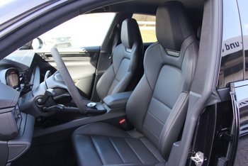 Porsche Macan Turbo Elektro 639PS Allrad Matrix-LED HUD 22ZOLL HA-Lenkung AHK