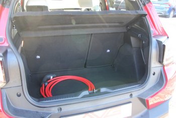 Citroen C3 Elektro MAX LED Sunset Wireless Charging 17 ZOLL