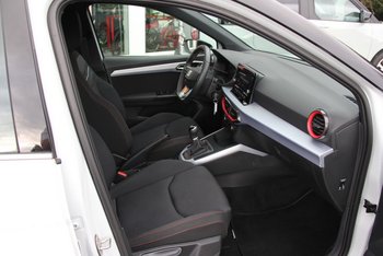 Seat Arona 1.0 TSI FR LED Adaptiv Tempomat 17Zoll