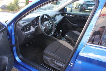 Skoda Kamiq TSI Selection Kamera Klimaautomatik LED ALU 16 ZOLL Sunset Smart Link