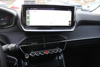 Peugeot 208 1.2i 100PS Allure LED Klimaautomatik Sunset