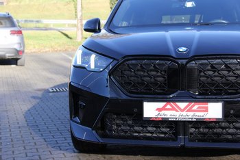 BMW X2 sDrive18d M-Sport Pro Adaptiv-LED Sitzheizung Wireless