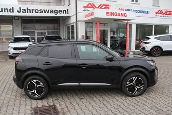 Peugeot e-2008 Elektro 136PS 50 KWH Allure LED SmartLink Tempomat 11KW