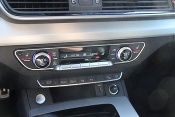 Audi Q5 Sportback 40 TDI Quattro S-Line Black Edition MATRIX Sitzheizung Ass-Paket Stadt & Tour